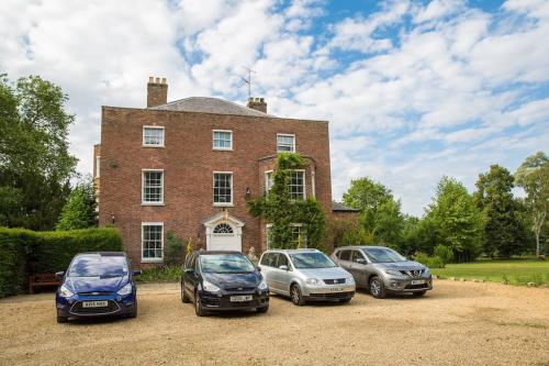 The Grange Manor House Norfolk — 4-Star Luxury Hotel in King's Lynn, United Kingdom