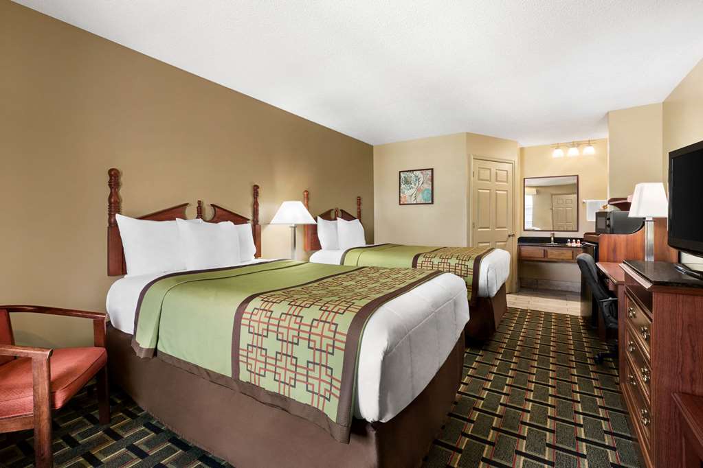 Baymont by Wyndham Warner Robins - photo 23