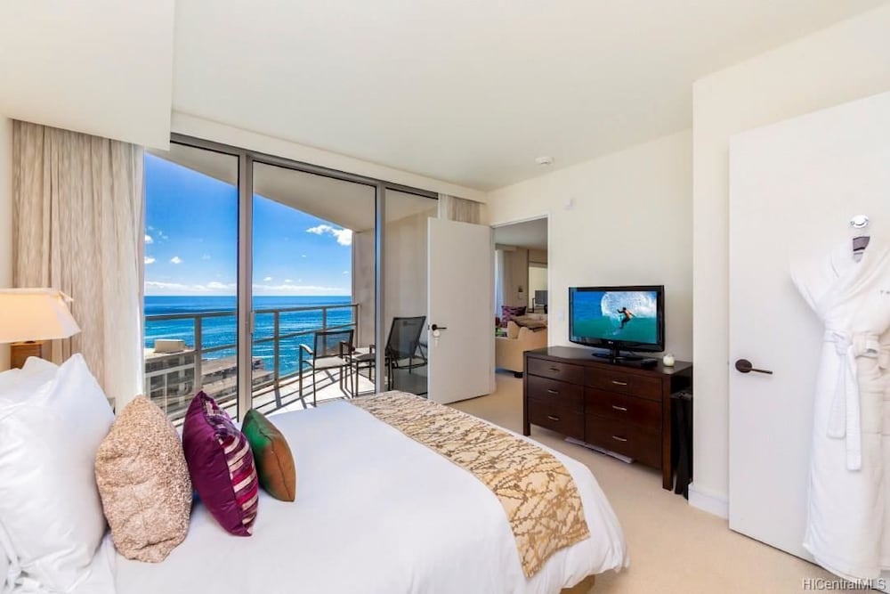 Jet Luxury at The Trump Waikiki - photo 19