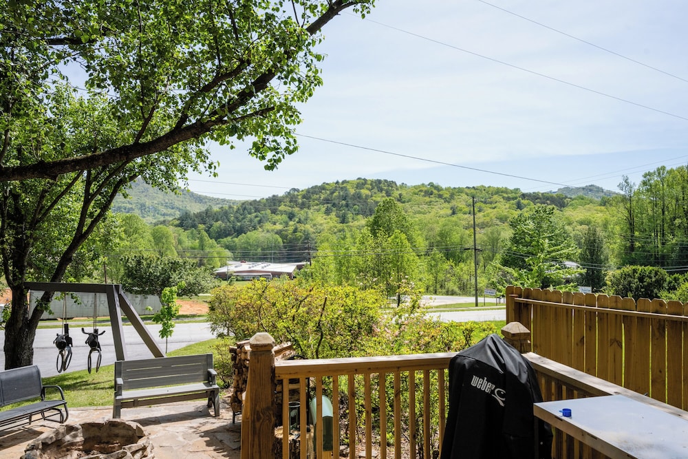 Mountain Aire Cottages & Inn - photo 324
