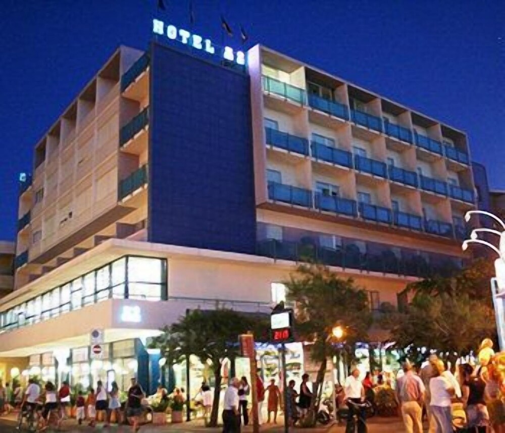 Hotel K2 - carbon neutral hotel in Unknown City