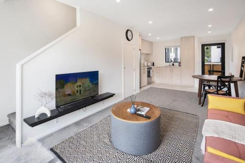 Tranquil Stay at Rainey Grove in Lower Hutt, New Zealand