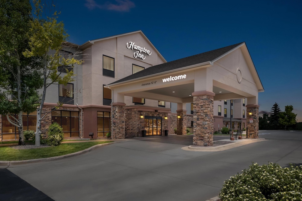 Hampton Inn Laramie - photo 56