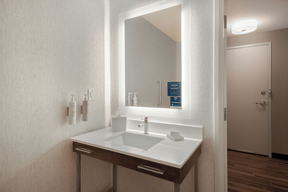 Hampton Inn & Suites Dayton Vandalia - photo 67