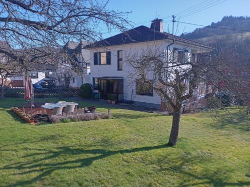 Adenauer Cottage — 4-Star Luxury Hotel in Adenau, Germany