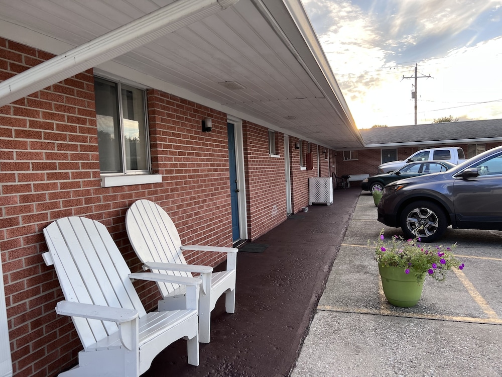 Traveler’s Inn Motel in Olney, United States
