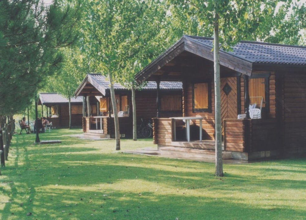Ligüerre Enoturismo Resort — hotel in Abizanda