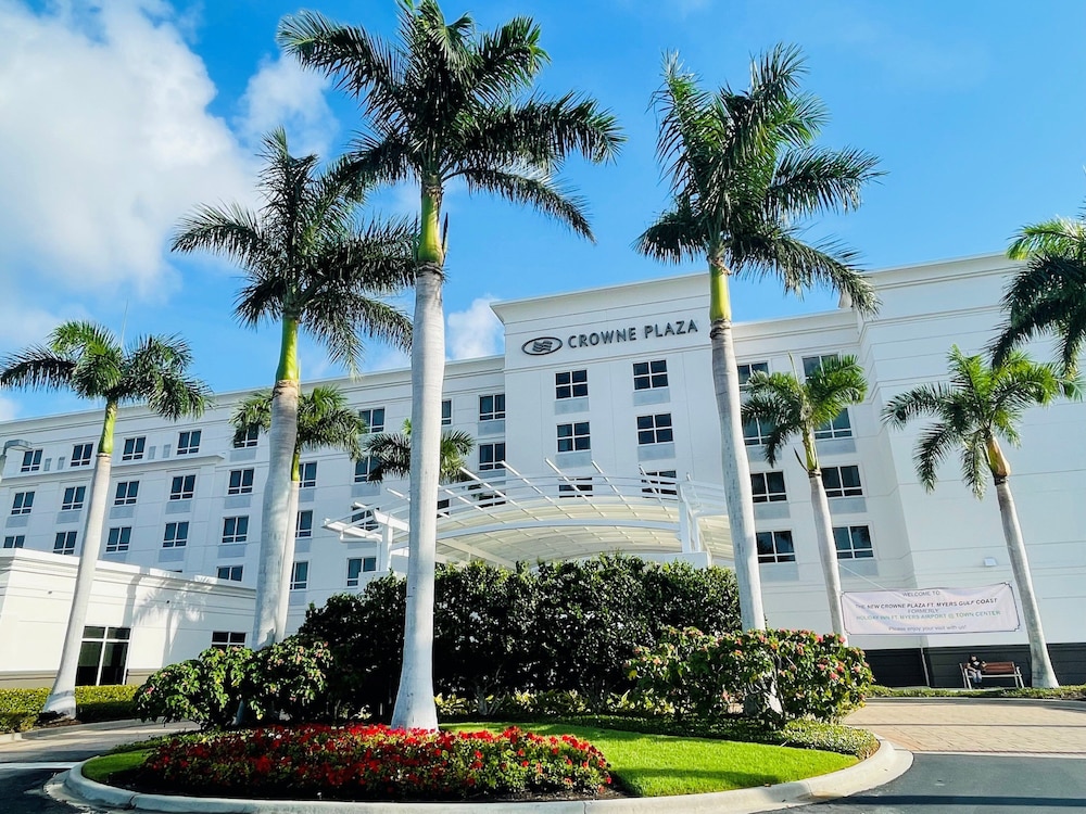 Crowne Plaza Ft. Myers Gulf Coast by IHG — 4-Star Luxury Hotel in Fort Myers, United States