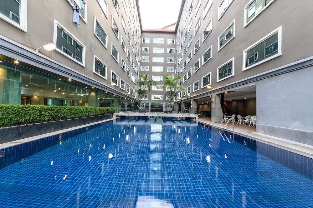 Ease Jomtien Hotel in Chon Buri, Thailand