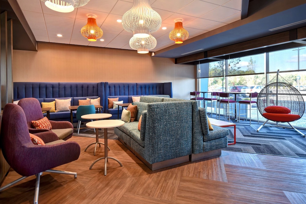Tru By Hilton Concord - photo 6