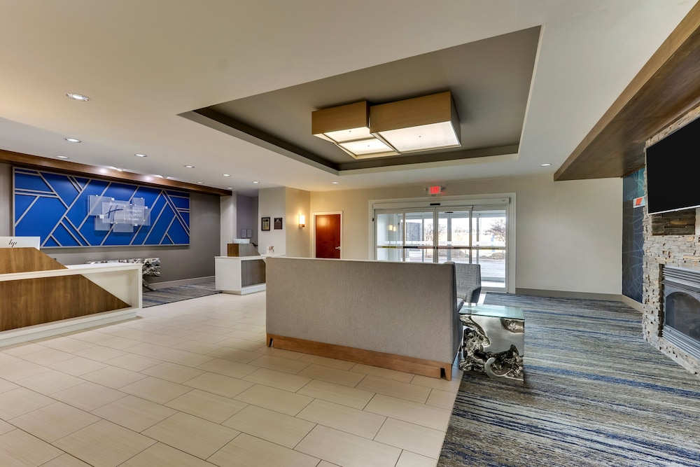 Holiday Inn Express & Suites Ardmore by IHG - photo 54