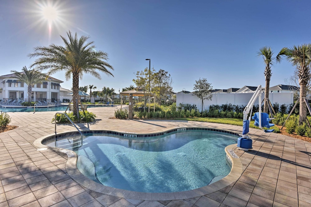 Resort Getaway w Patio: 6 Mi to Disney Parks - photo 9