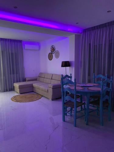 Josy Sun - carbon neutral hotel in Unknown City