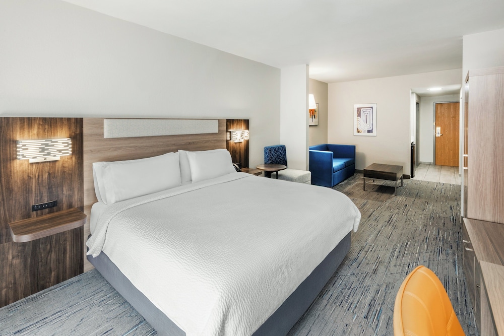 Holiday Inn Express & Suites Vicksburg by IHG - photo 19