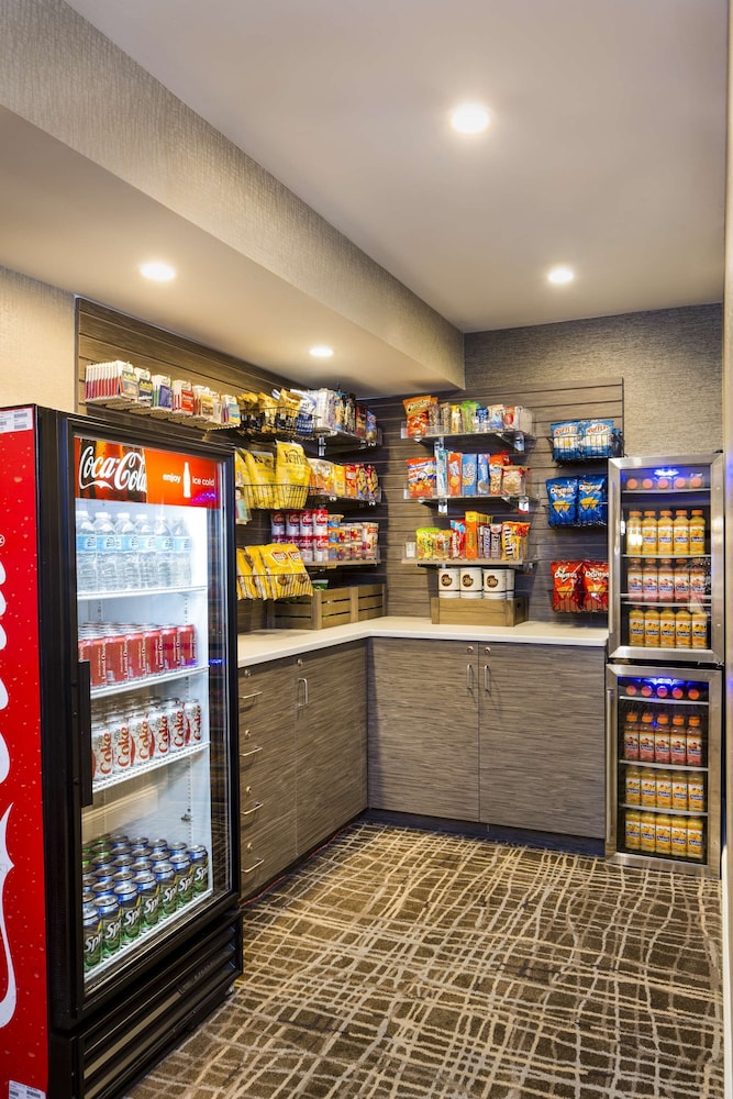 DoubleTree by Hilton Hotel Laurel - photo 35