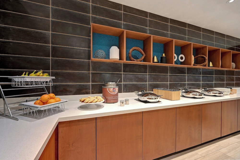 SpringHill Suites by Marriott Albuquerque University Area - photo 36