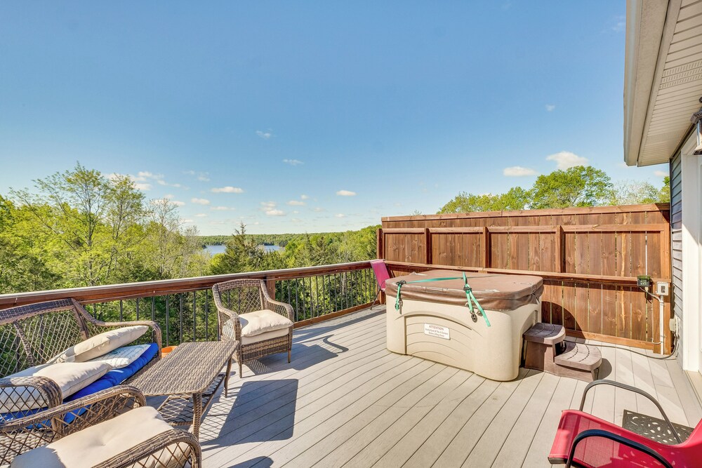 Lake view Kentucky Getaway w Resort Amenities - photo 17
