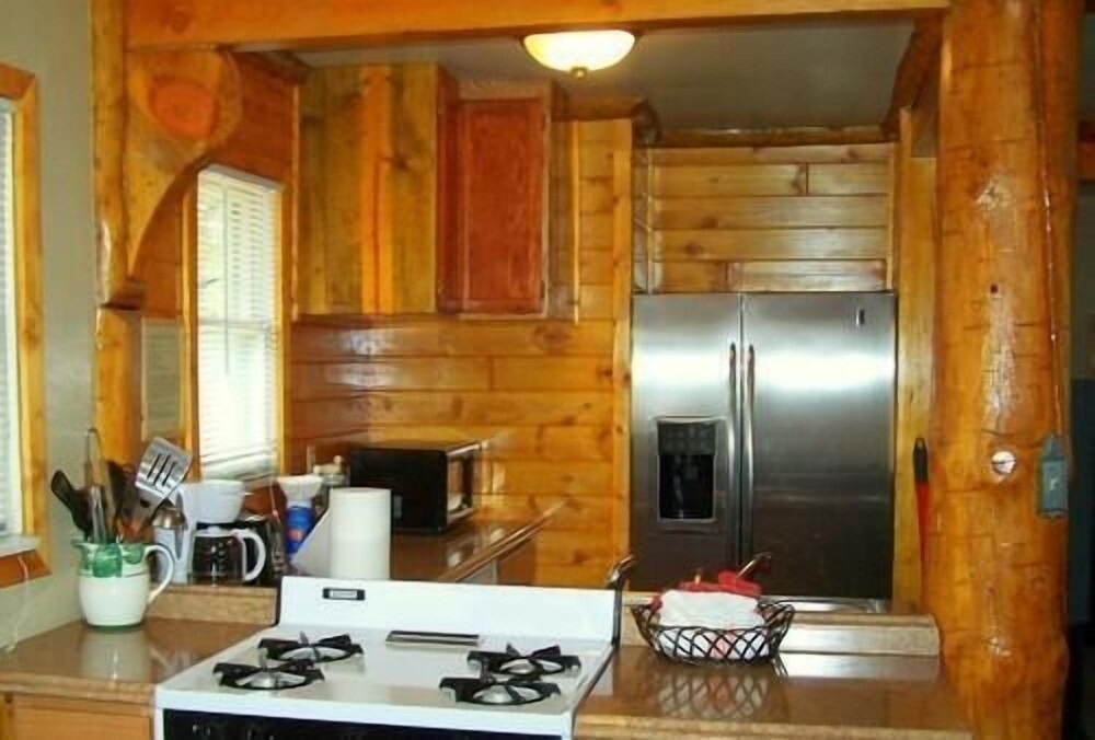 Golden Bear Cottages - photo 23