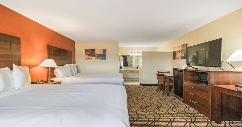 Best Western Roseville Inn - photo 14