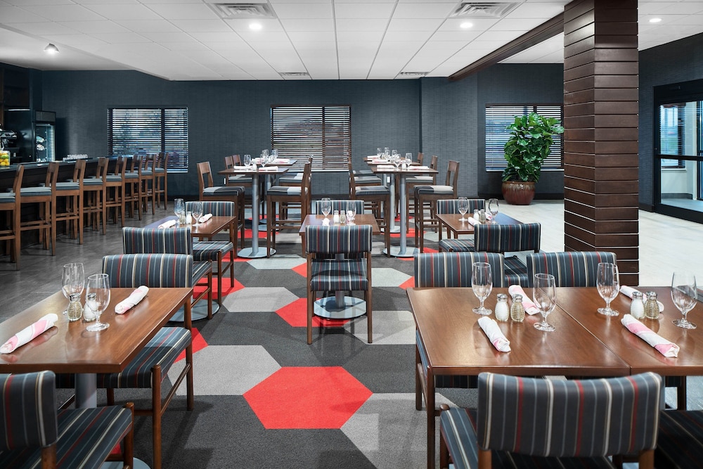 Four Points by Sheraton Oklahoma City Airport - photo 21