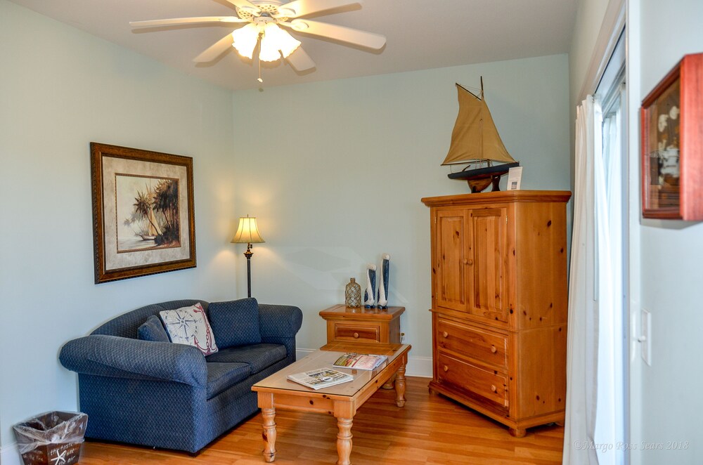 The Sunset Inn - photo 44