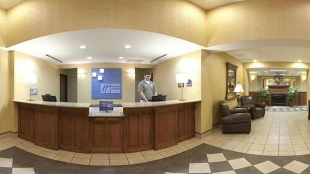 Holiday Inn Express Hotel & Suites Paragould an IHG Hotel - photo 3