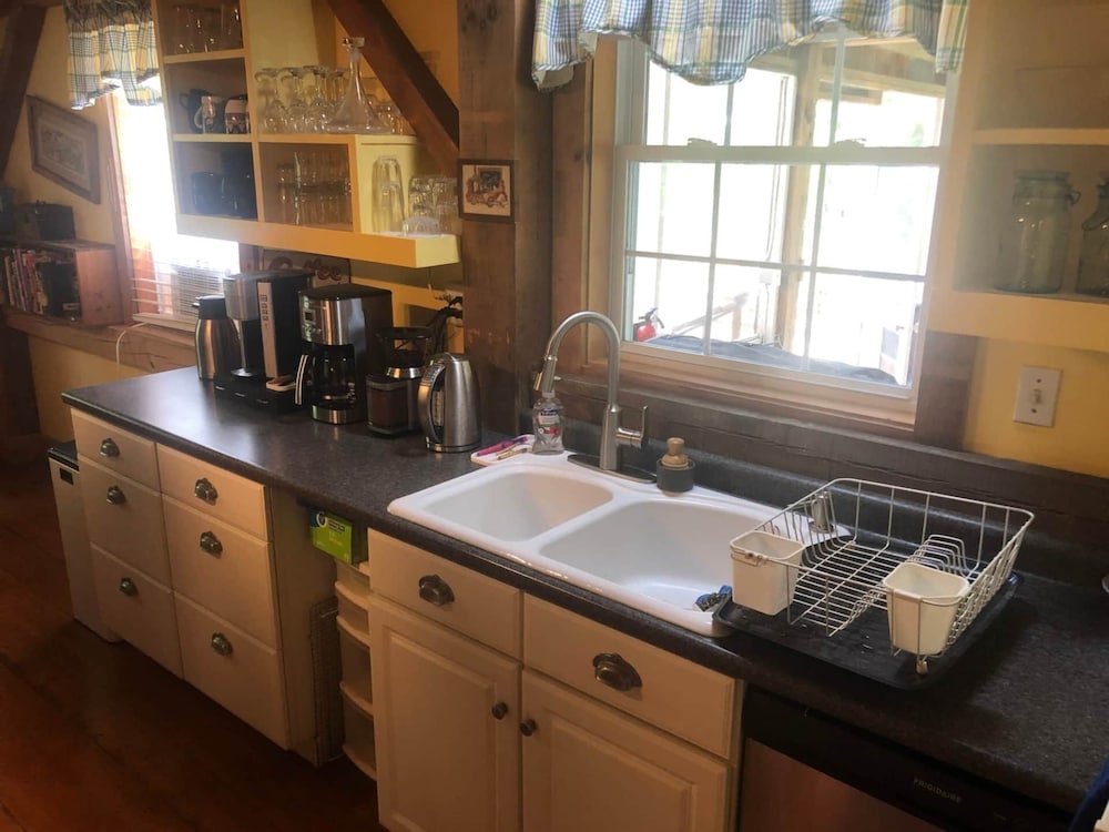 Yellow Barn Estate - photo 18
