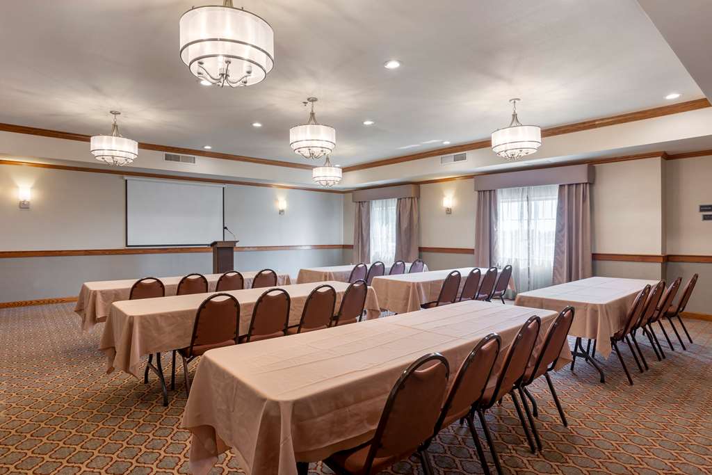 Best Western Plus Capital Inn - photo 34