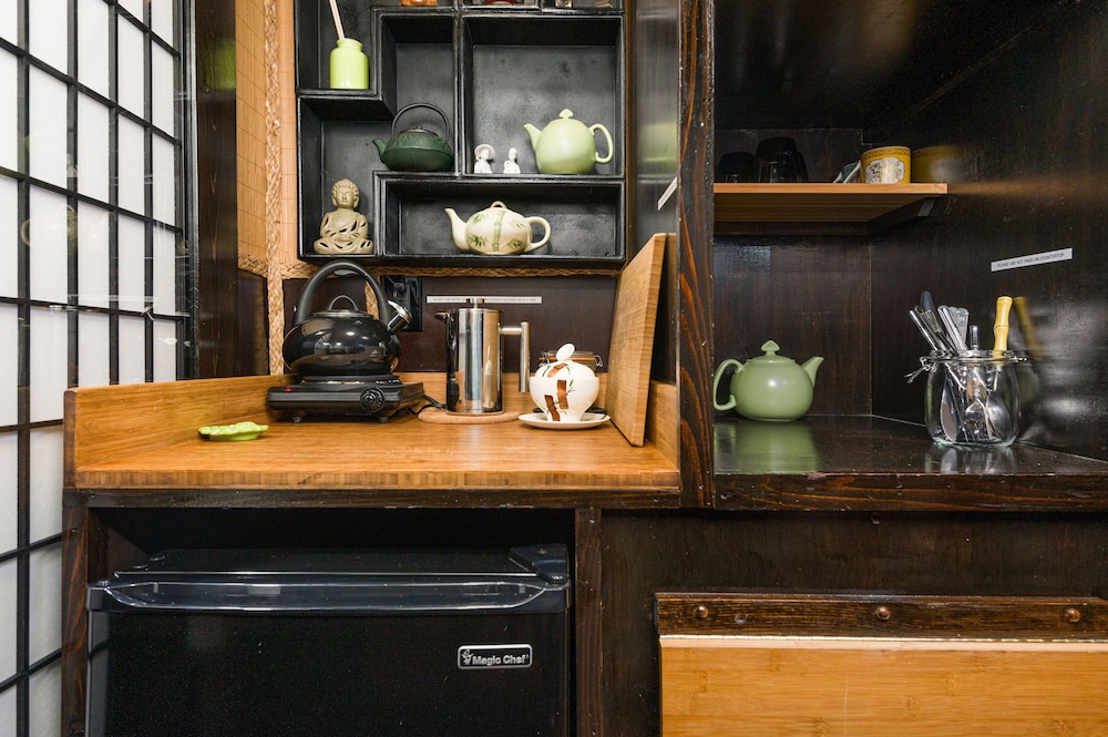 Tiny Digs Hotel of Tiny Houses - photo 41