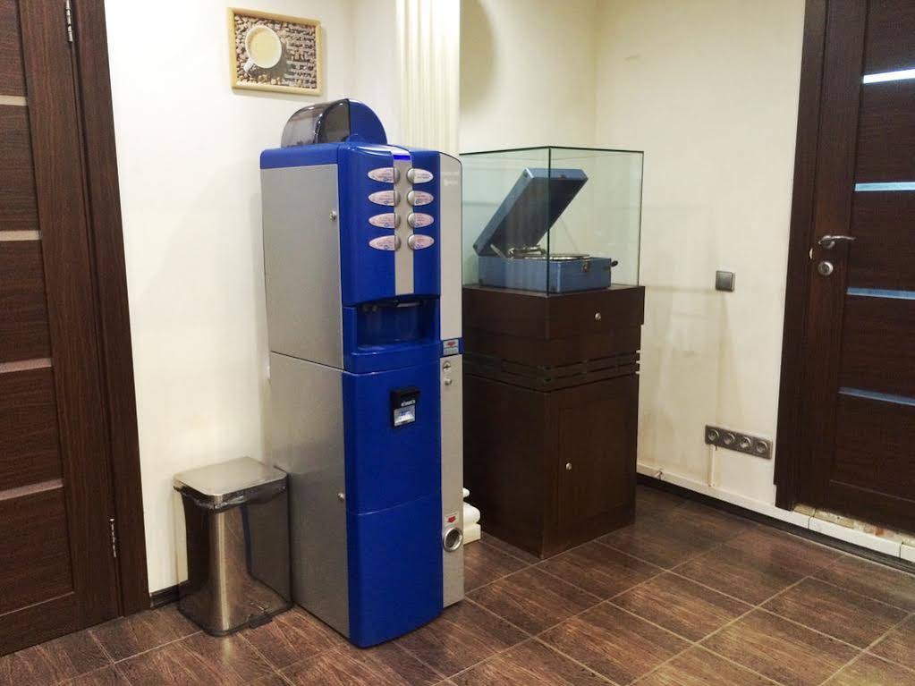 Dom Audio Hostel