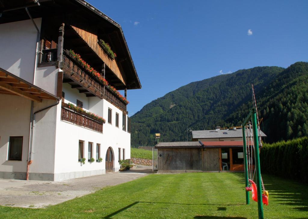 Watscherhof — hotel in Luson
