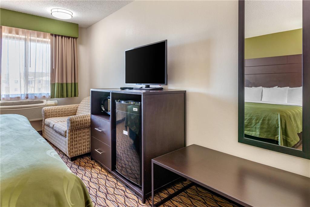 Quality Inn New London - photo 14