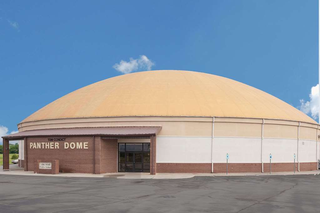 Days Inn by Wyndham Okemah - photo 14