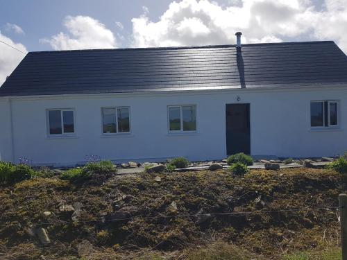 Fully Refurbished 200 Year Old Farmhouse — 4-Star Luxury Hotel in Tralee, Republic of Ireland