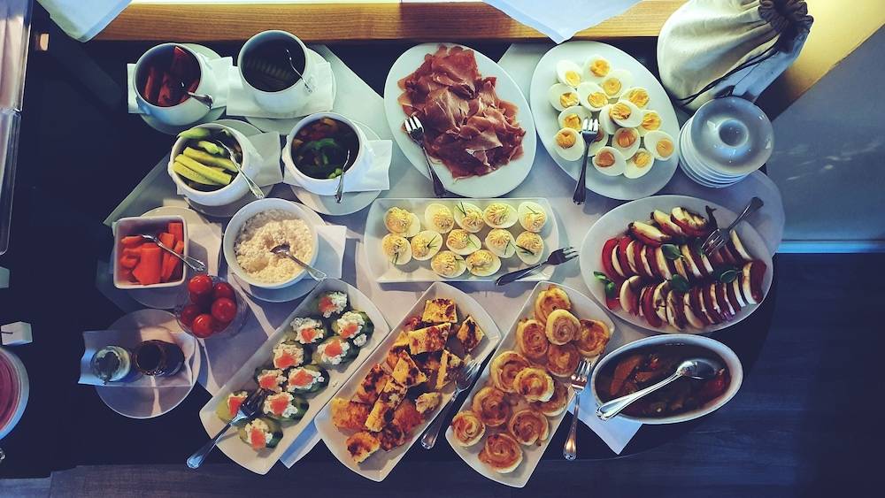 Breakfast buffet