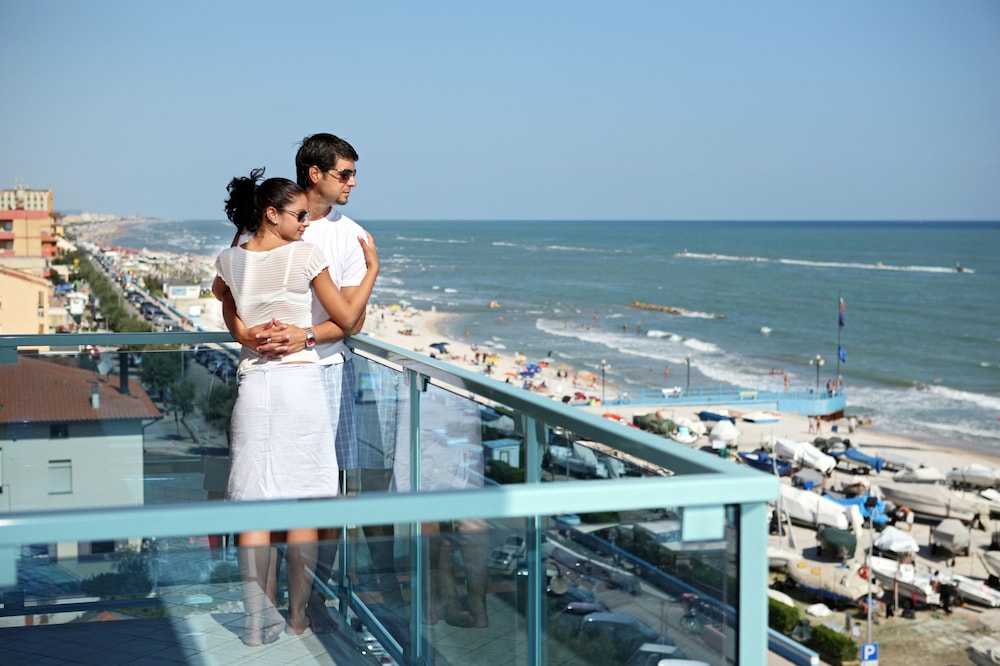 Abbazia Club Hotel Marotta — hotel in Mondolfo