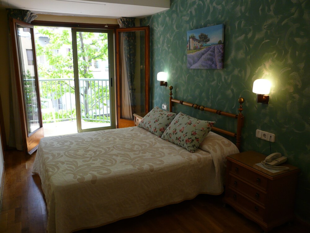 Hotel Nice — hotel in La Seu D'urgell