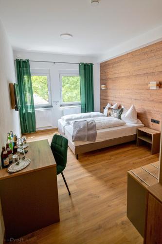 Schmitt Brau Hotel Und Brauereigasthof — Schesslitz