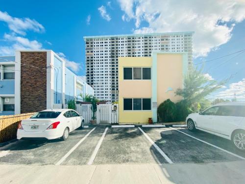Hollywood Beachfront House — 4-Star Luxury Hotel in Hollywood, United States