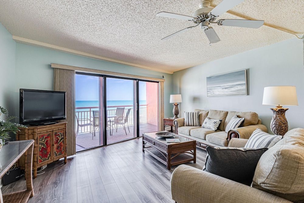 Chateaux Resort Luxury Condominiums - photo 14