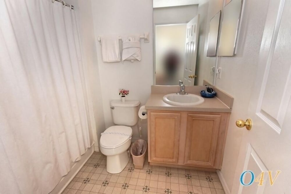 Ov248 Emerald Island 4 Bed 3 Baths Townhome - photo 11