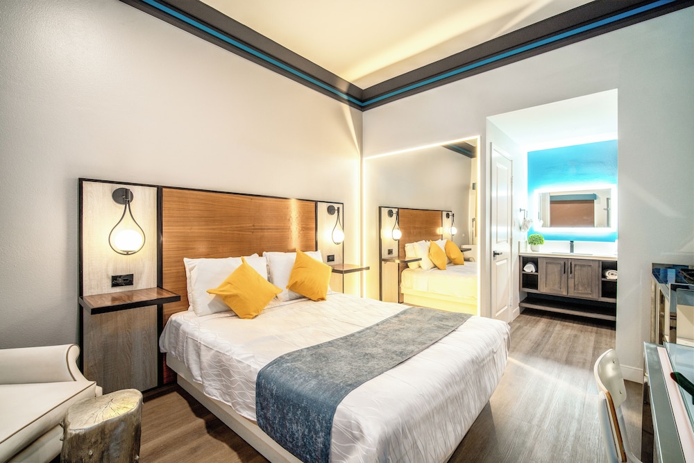 Aspire Inn Studios & Spas - photo 69
