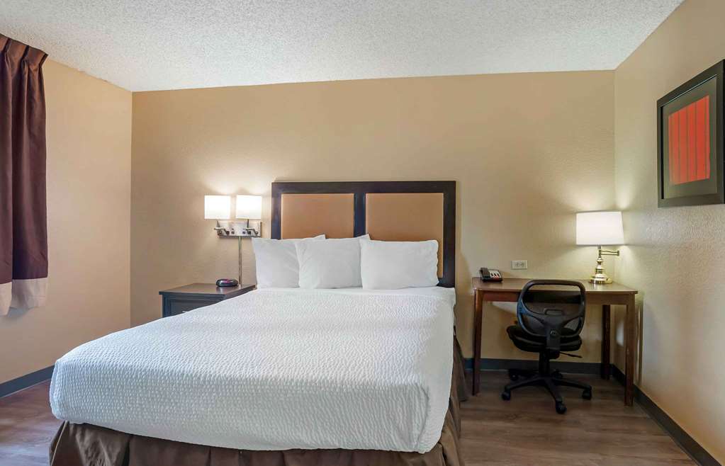 Extended Stay America Suites Los Angeles Torrance Harborgate - photo 11