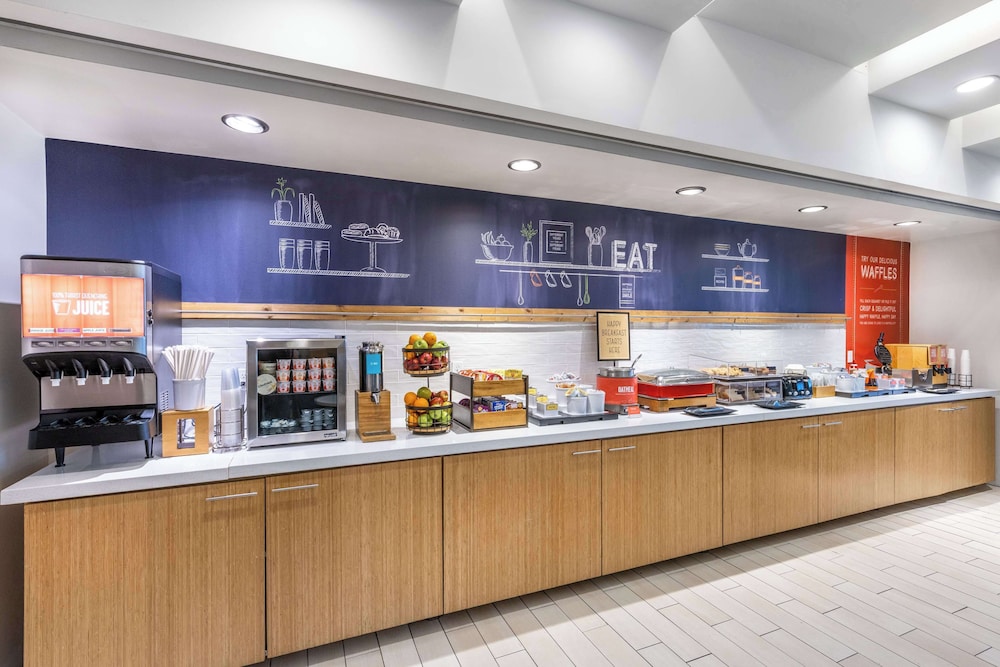 Hampton Inn Richmond Midlothian Turnpike - photo 40