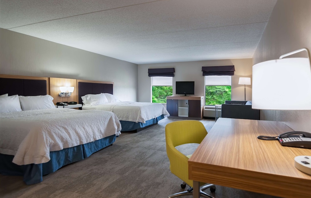 Hampton Inn Doylestown - photo 17