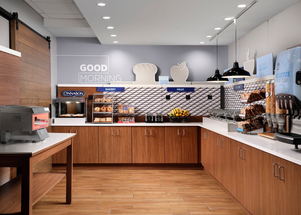 Holiday Inn Express & Suites New Orleans Airport South by IHG - photo 31