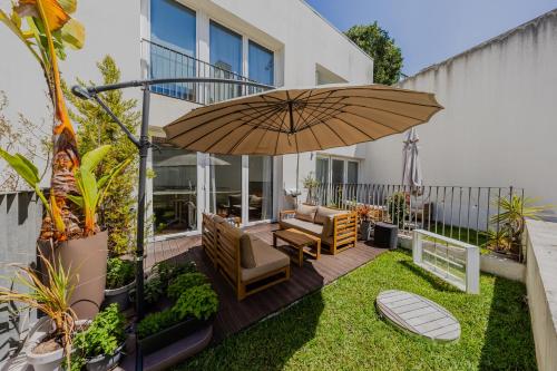 Luxury Garden Apartment — 4-Star Luxury Hotel in Lisbon, Portugal