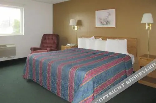 AmeriVu Inn and Suites Stanley - photo 7