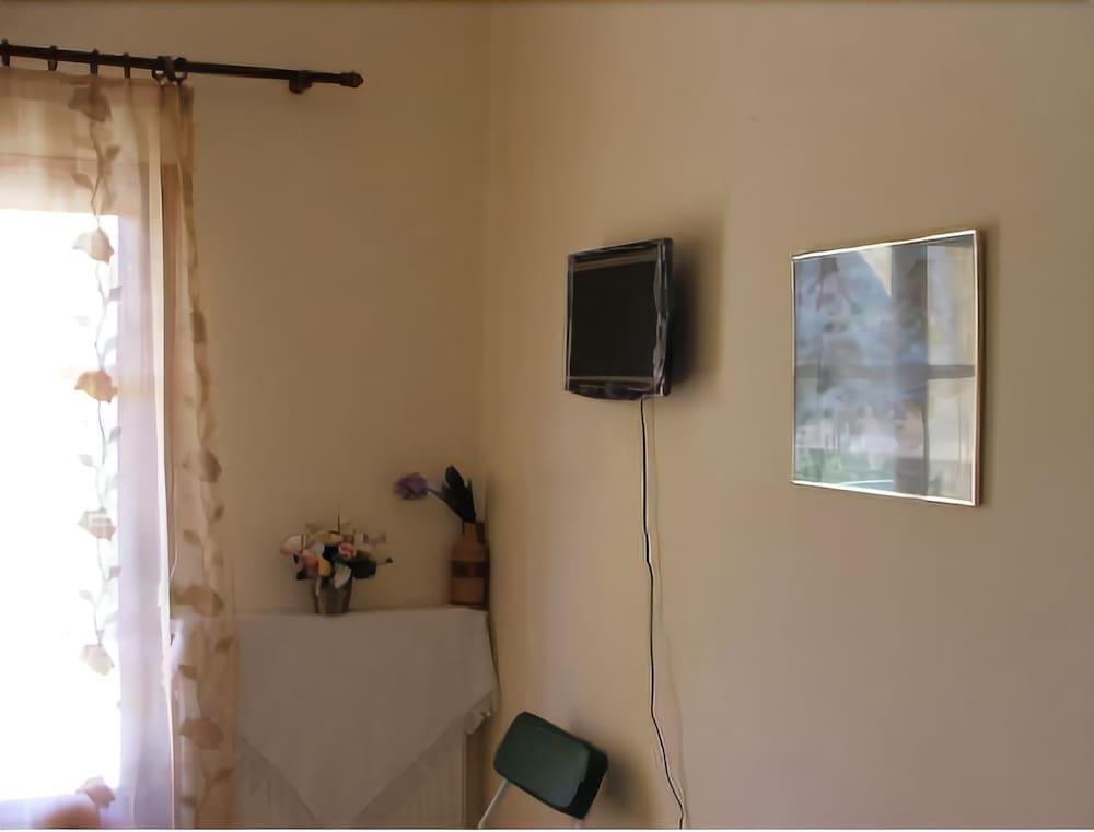 Romantic Studios - carbon neutral hotel in Corfu