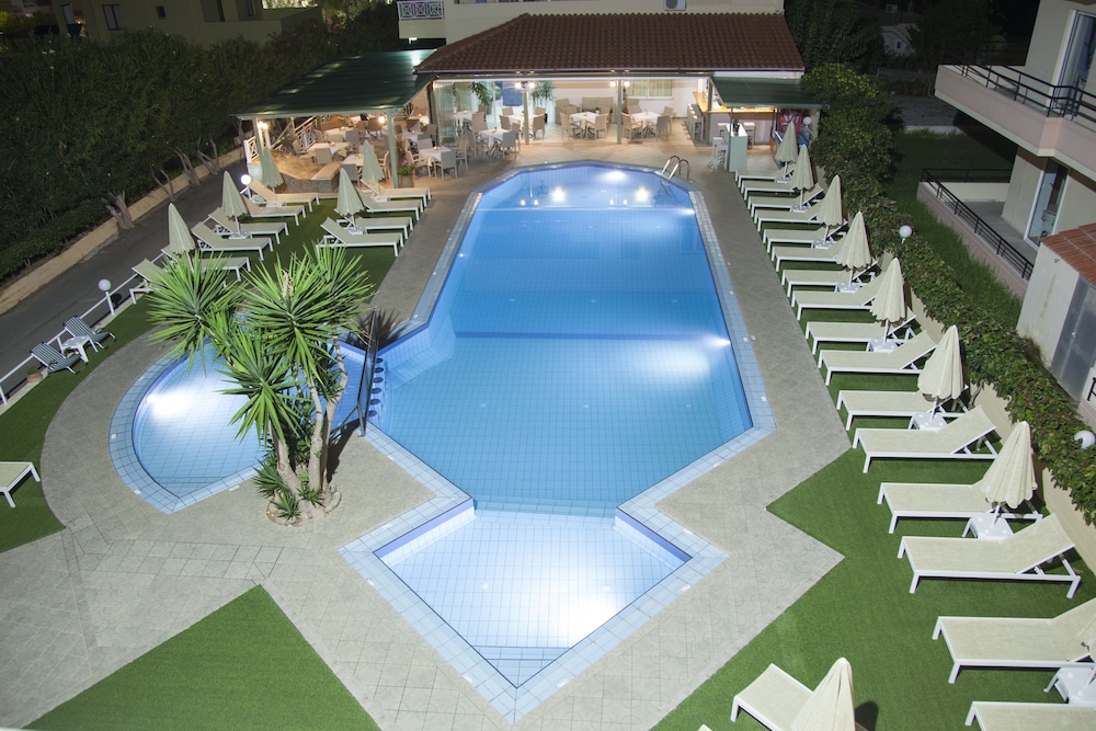 Blue Sky Hotel - last minute hotel in Chania